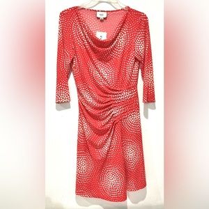 Eci New York 3/4 sleeve Side Scrunch Wrinkle-free Dress in Watermelon‎ Size 4